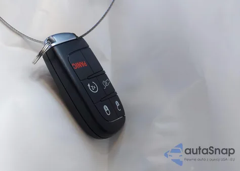 2022 Jeep Grand Cherokee Wk Limited 4X4 from USA, damaged, VIN 1C4RJFBG9NC141172